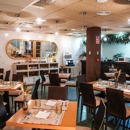 Hotel Baeza Monumental By Eme Hoteles Luaran gambar