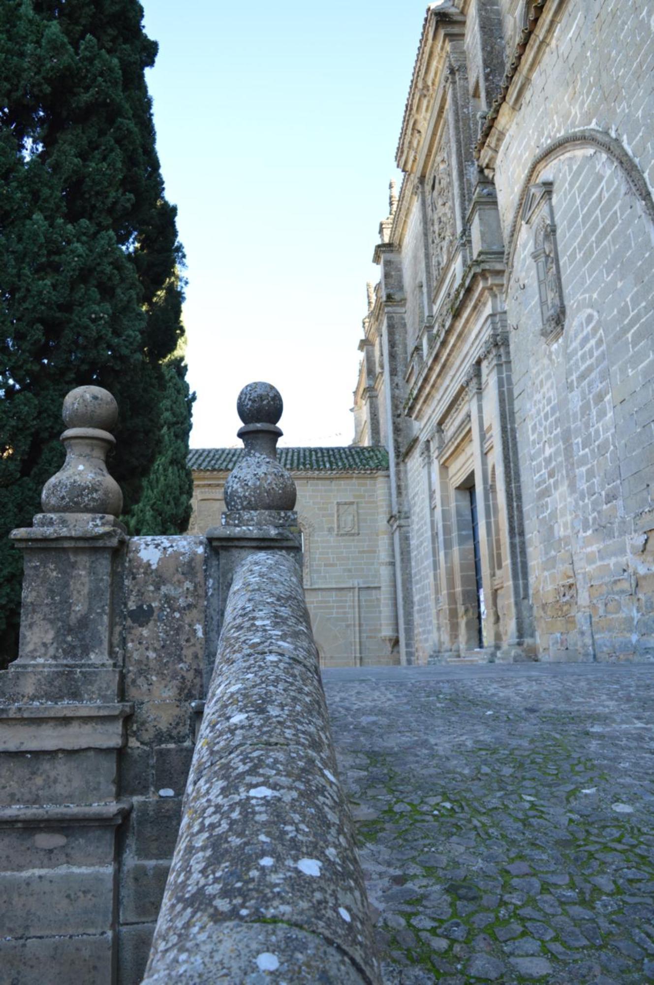 Hotel Baeza Monumental By Eme Hoteles Luaran gambar