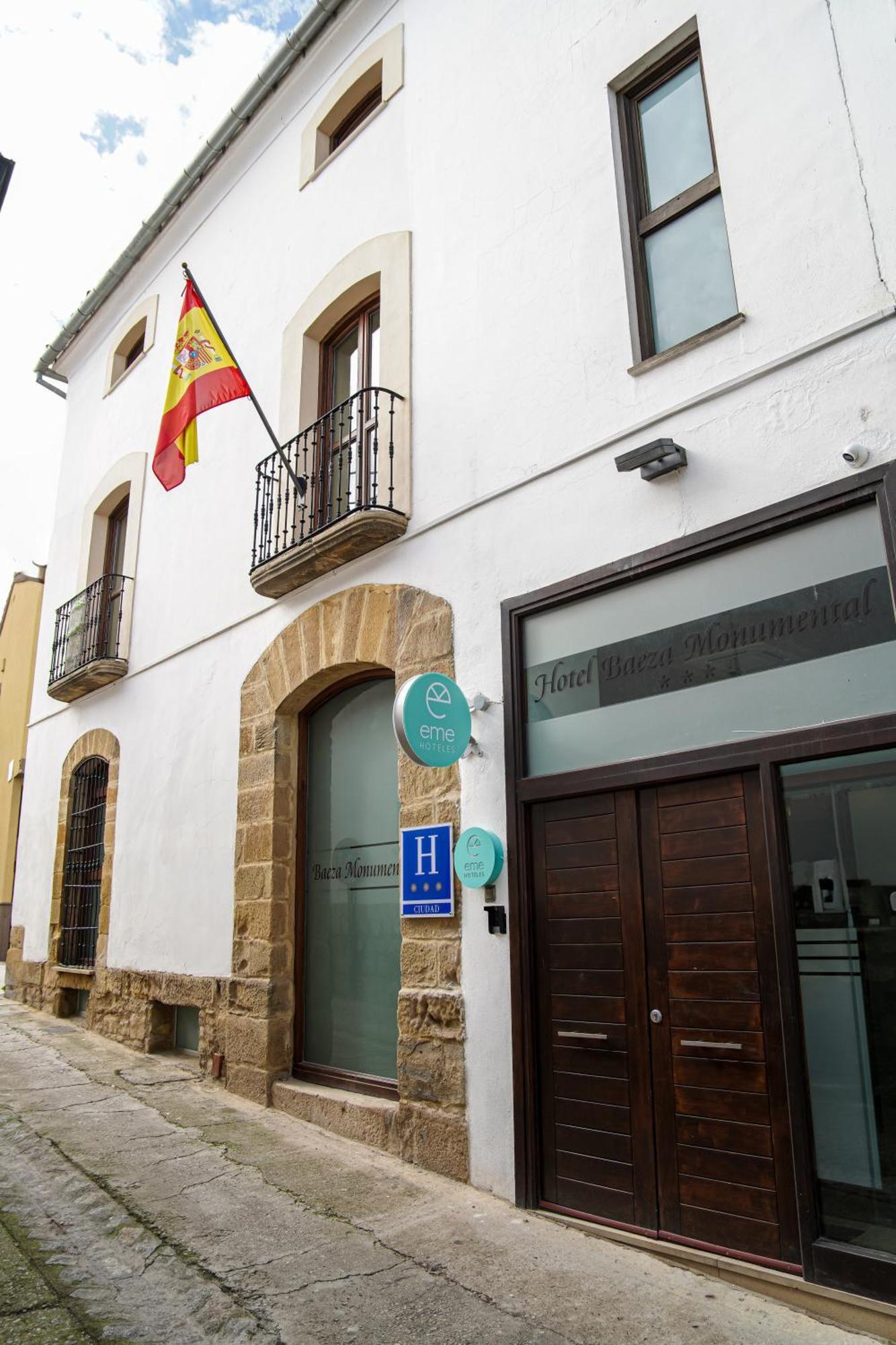 Hotel Baeza Monumental By Eme Hoteles Luaran gambar