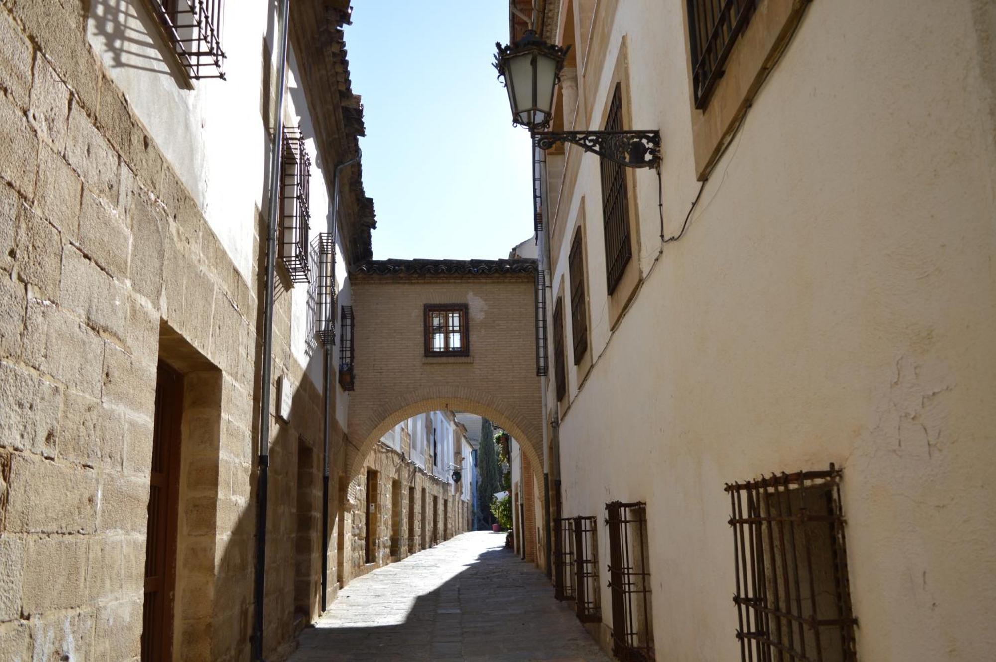 Hotel Baeza Monumental By Eme Hoteles Luaran gambar